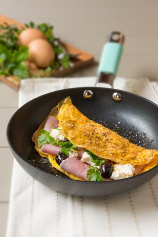Easy Omelette with Ham and Cheese 