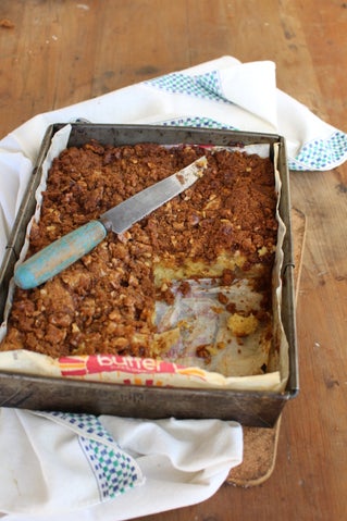 Rachel's Amish Apple Cake 