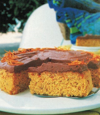 Orange, almond and chocolate cake