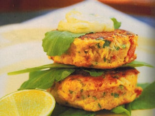 Fresh Crab Cakes With Rocket And Lime Mayonnaise