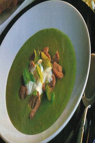 Fresh Pea And Ham Soup