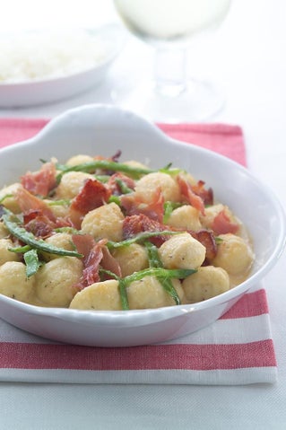 Gnocchi With Snow Peas And Bacon