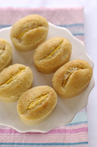 Mango, Almond And Lime Friands