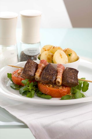 Peppered Kebabs With Garlic Baked Tomatoes