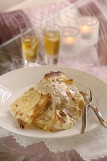 Pecan Pavlova Filled Crepes
