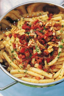 Pasta with walnut paste and pancetta