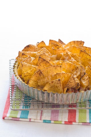 Beef ‘n’ nacho chip pie