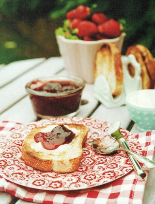 Sticky finger strawberry conserve