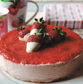Strawberry and White Chocolate Cheesecake