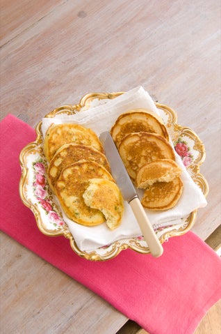 Ricotta and herb pikelets