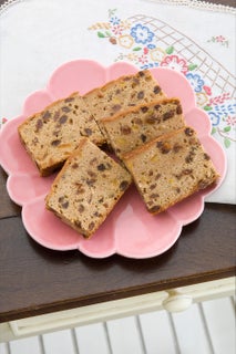 Boiled sultana cake