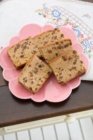 Boiled sultana cake