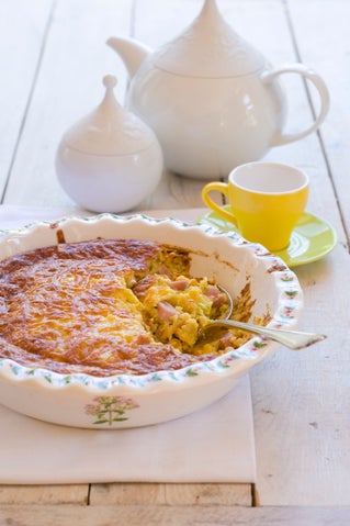 Ham and tarragon self-crusting quiche