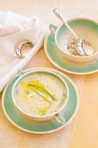 Potato and lemon grass soup