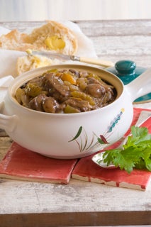 Beef with chestnuts and currants