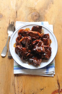 Sticky baked lamb chops