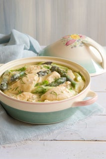 Chicken and asparagus fricassee