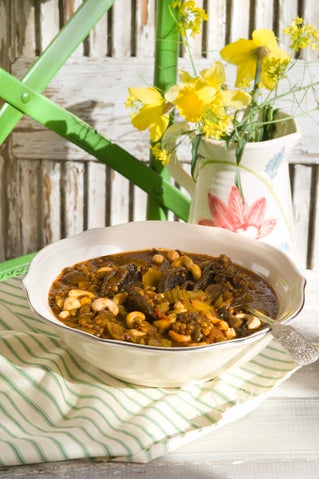 Mushroom and cashew nut curry