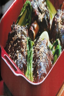 Honey-glazed pig's shanks