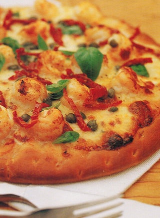 Prawn and mozzarella pizza