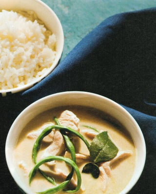 Thai green curry with snake beans