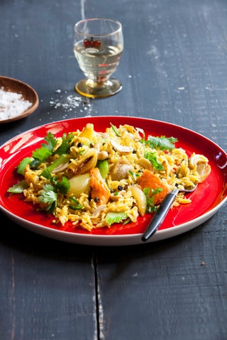 Peppery smoked salmon pilaf