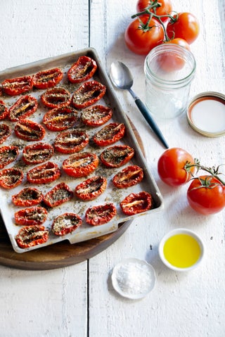Semi-dried tomatoes