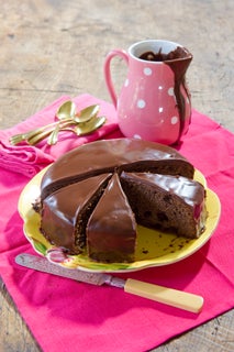 Blueberry chocolate cake