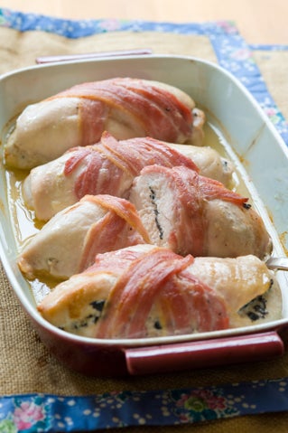 Baked chicken breast with truffles