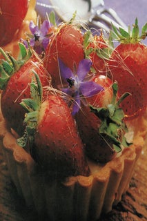 Strawberry toffee tarts