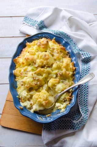 Cheesy Cauliflower And Pasta Au Gratin