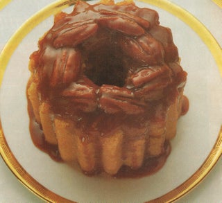 Steamed butterscotch and pecan pudding