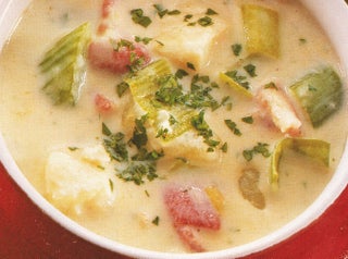 Creamy fish chowder