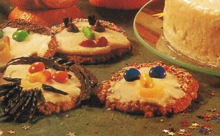 Spooky face cookies