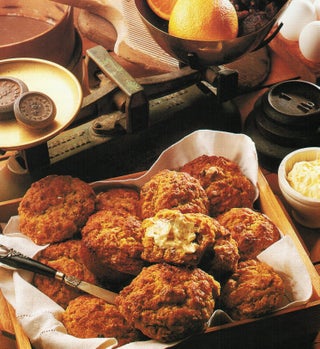 Date and orange muffins