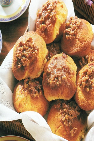 White Chocolate Muffins with Pecan Frosting