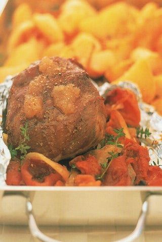Apricot and thyme roast lamb
