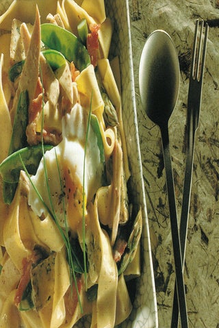 Turkey and blue cheese on pasta