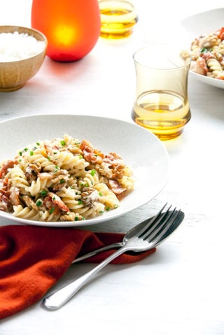 Pasta with walnut sauce and bacon