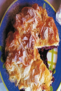 Blueberry and peach croustade
