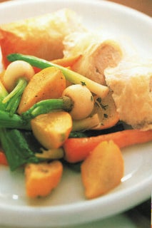 Chicken with walnut paste or cheese in filo
