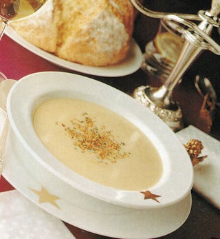 Cauliflower fondue soup