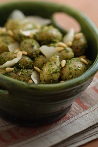 Potatoes and rocket pesto