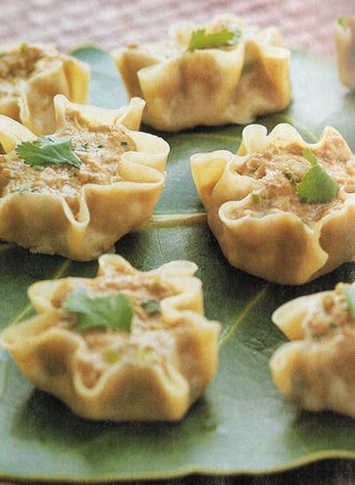 Steamed Hot And Sour Pork Dumplings