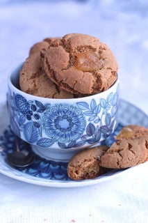 Gingernuts with Fresh Ginger