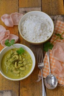 Cashew nut curry