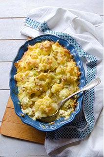 Cheesy Cauliflower And Pasta Au Gratin